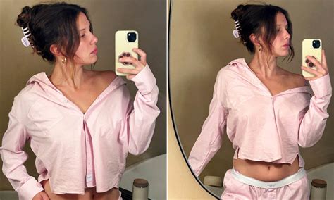 millie bobby brown tetas|Millie Bobby Brown bares her midriff in a mirror selfie